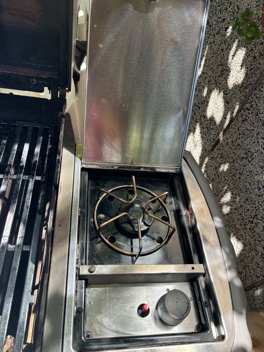 Барбекю Weber Genesis E330