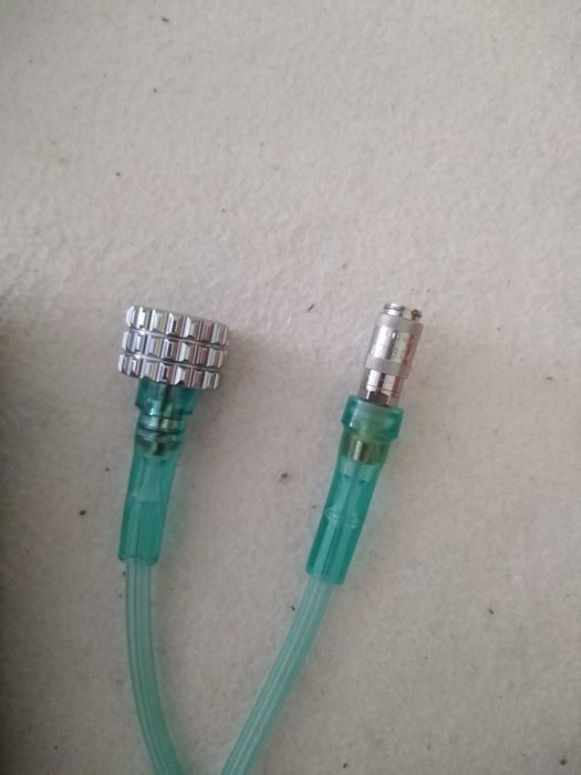 Sistem portabil cu butelie oxigen  2L si regulator Weinmann Oxitron 3