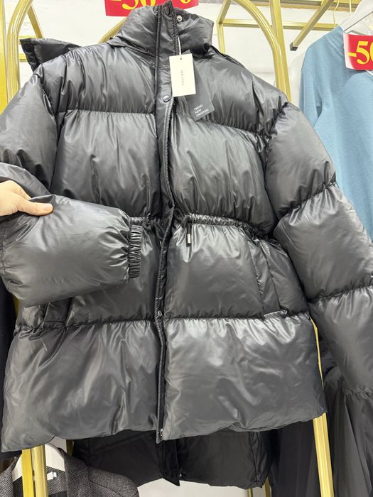 Продам новую куртку 15000