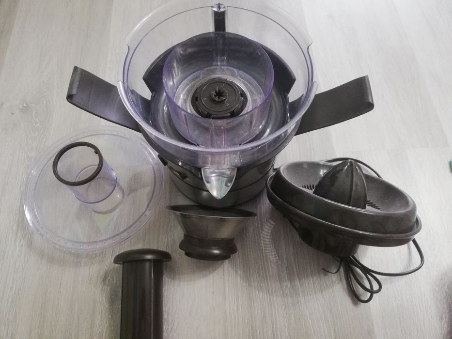 Продам соковыжималка moulinex