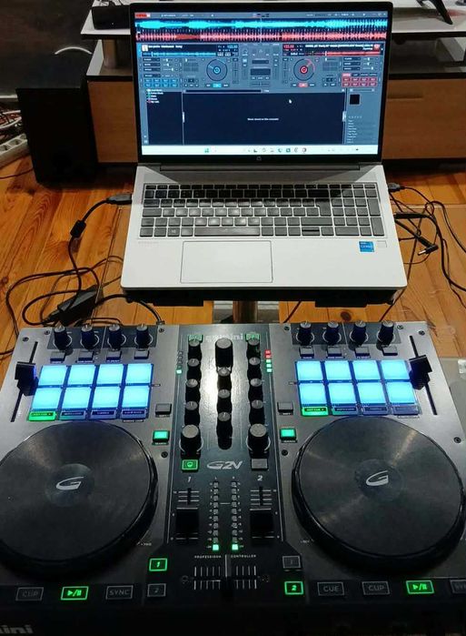DJ контролер пулт миксер Gemini G2V