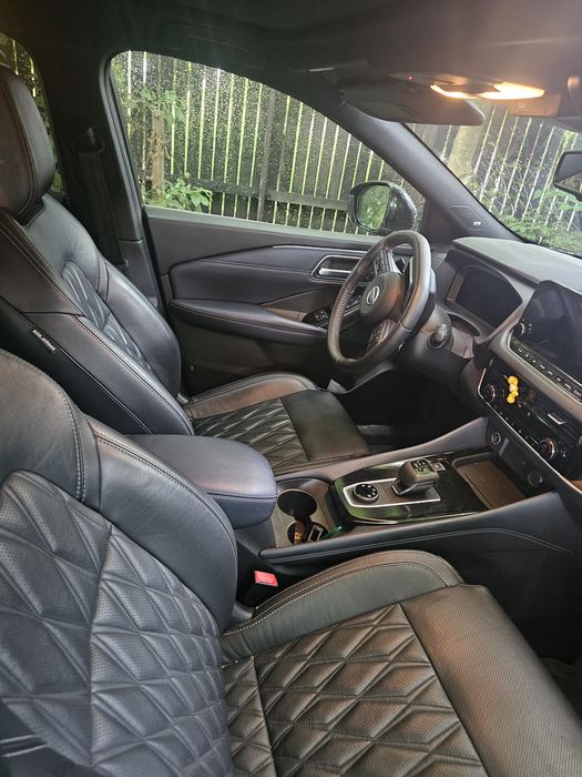 Nissan Qashqai  tekna 4x4