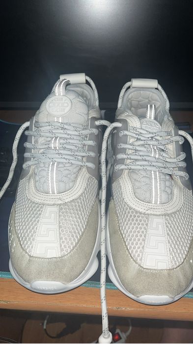 Vand versace chain reaction