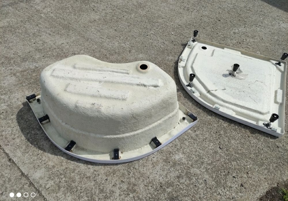 Cădițe duș 50 euro/buc.