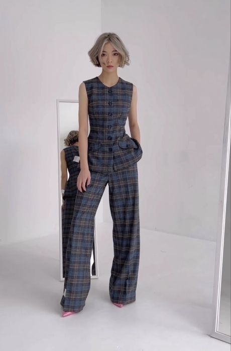 Продам шикарный костюм от дизайнерского ателье Касеновой