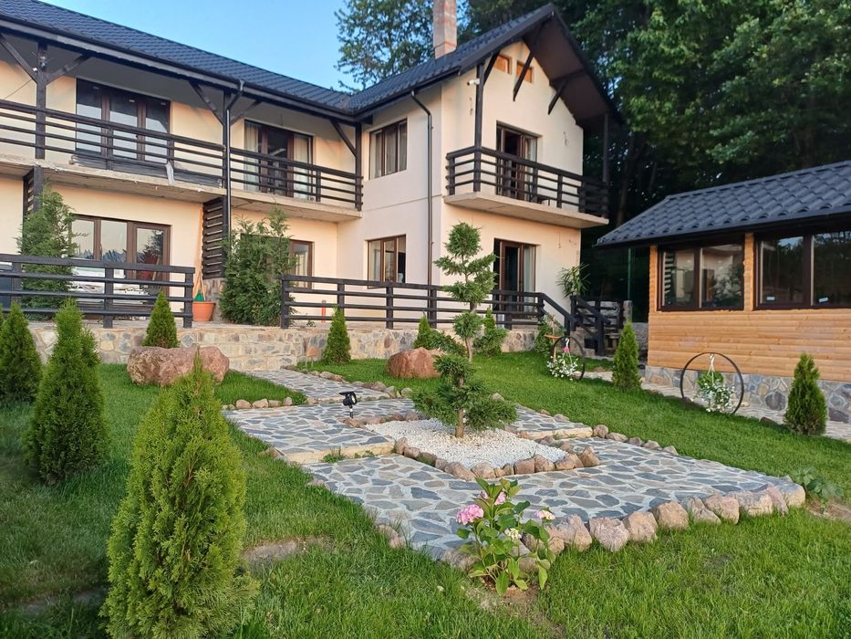 Închiriere vila zona Bran cu jacuzzi