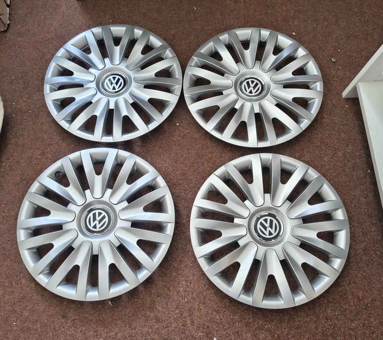 Capace NOI pt  jante  roti R 15  Vw Golf Passat Touran Tiguan  Polo Caddy