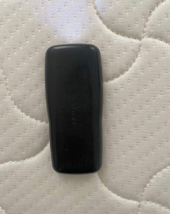 Продам простой телефон