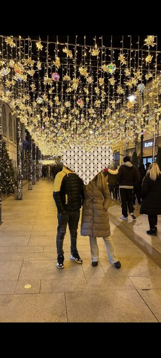 Vând geaca primavara/ toamna