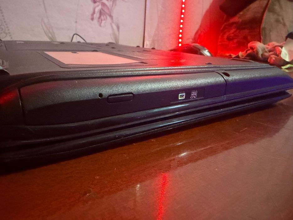 Ноутбук ASUS Windows 10