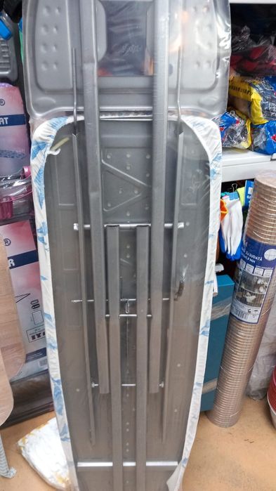 Masa calcat 40 x 118cm. Inaltime reglabila. Diverse modele. Produs nou