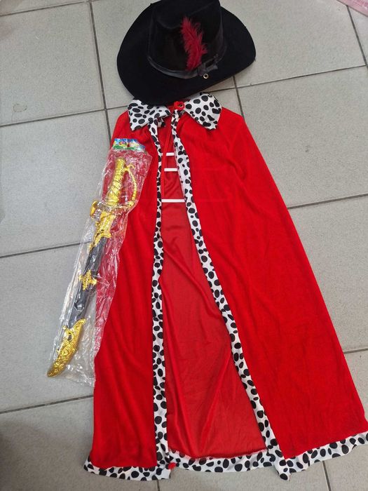Costum MOTANUL INCALTAT spadasin spada vanator soldat medieval arcas luptator ostas pompier militian politist sias print rege imparat pirat cavaler