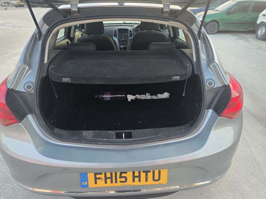 Opel Astra J 1.6 CDTI (110 к.с.) 2015 г. – НА ЧАСТИ!