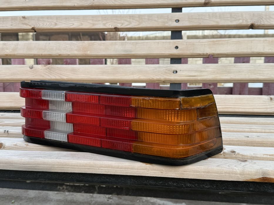 есть запчастьей разный машины