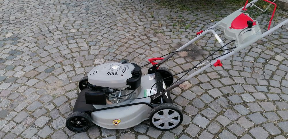 Самоходна косачка