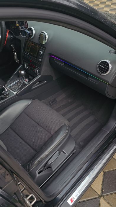 Audi A 3 8P 2011 2.0 170 cp