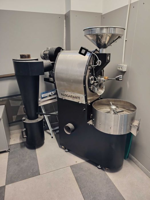 Prajitor de cafea și râșniță de cafea profesională