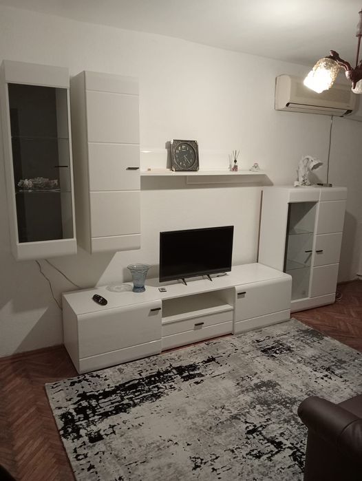 Inchiriez apartament 2 camere