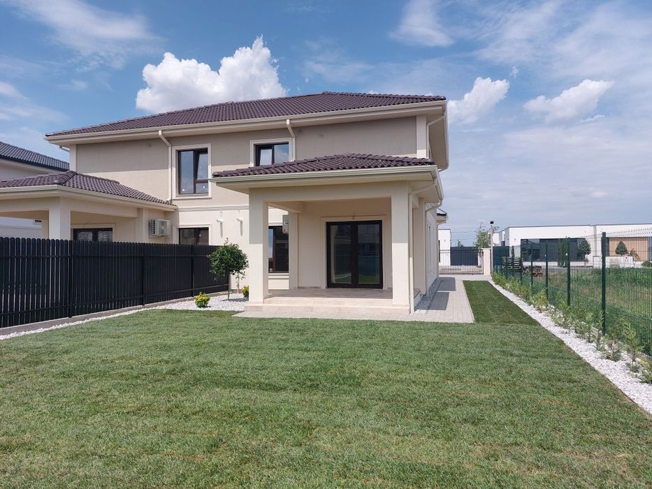 Proprietar vând Duplex 5 camere în Dumbrăvița strada  Schubert