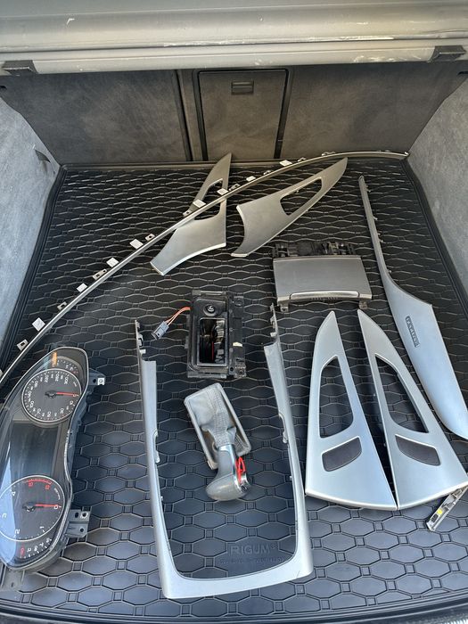 Километраж и лаисни за ауди А6 C7