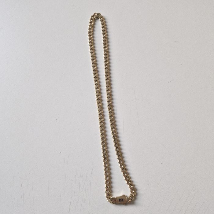 Lanț aur 14 k. Are 26,40 grame. Preț 460 gramul. Este nou. Tel0761137369