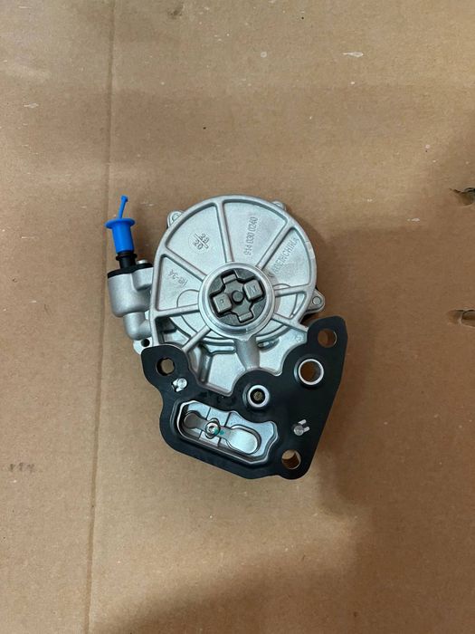 Тормозной вакум насос Оних Траскер Малибу Монза Каптива 5 Екуинох