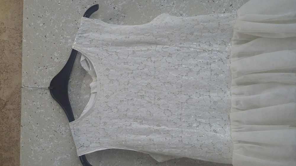 Рокля на HM 170см -20лв