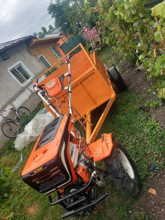 Vând motocultor ruris 918k cu tot cu remorcă