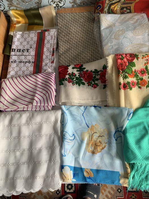 Платки  и  косынки  новые
