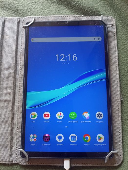 Продавам таблет Леново10инча