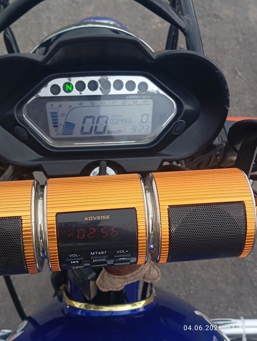 Продам мотоцикл 200куб