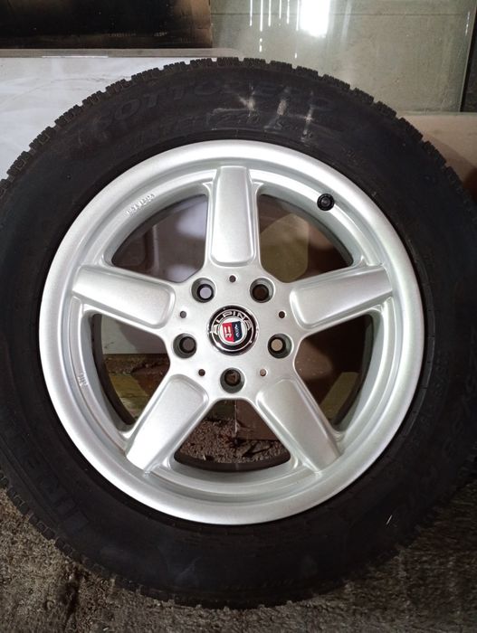 BMW джанти със зимни гуми 225/55/16 7J 5x120 ЕТ45  цо76
