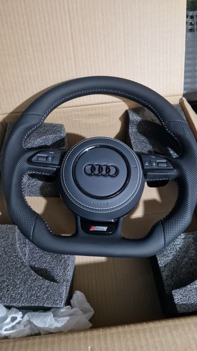 Volan CARBON  NOU AUDI A3,A4 ,A5,A 6 , A7,A8 ...si Q