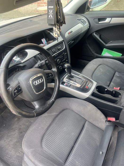 Ауди А4  b8 перфектно състояние! Всичко платено!