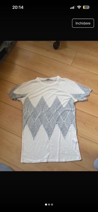 Tricou bershka alb - cusatura