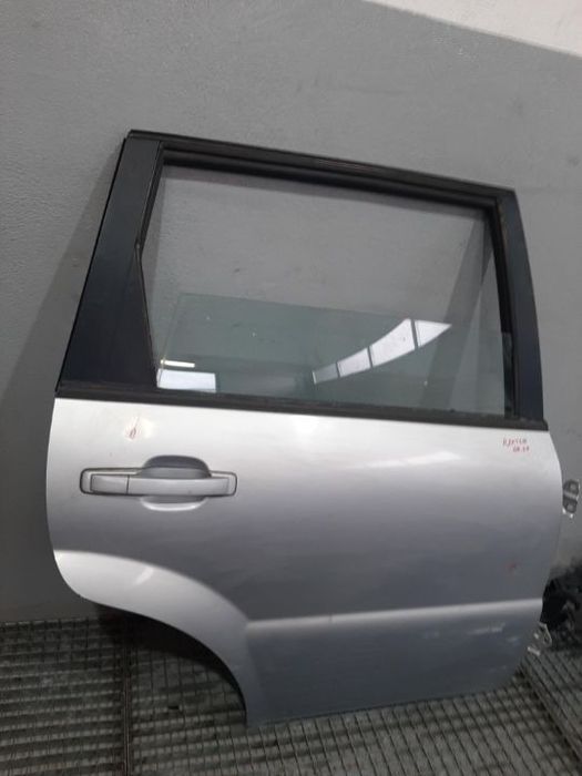 usa dreapta spate ssangyong rexton gab