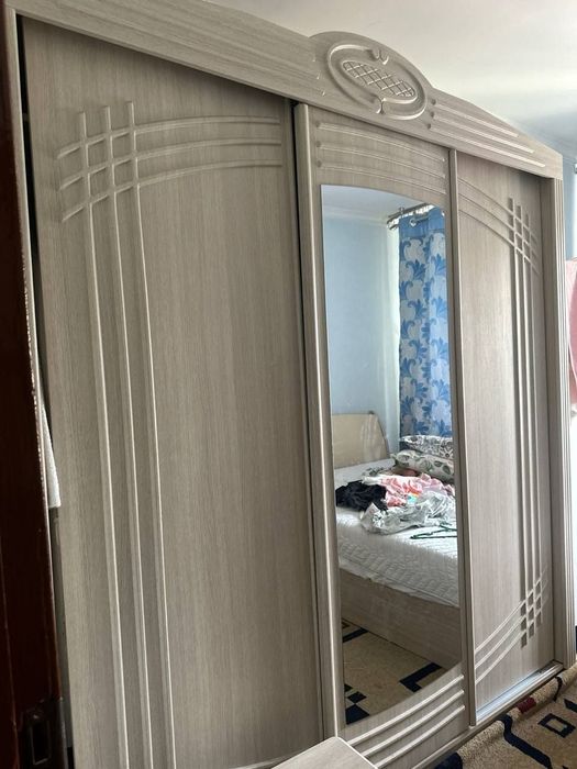 Продам спальни гарниутр