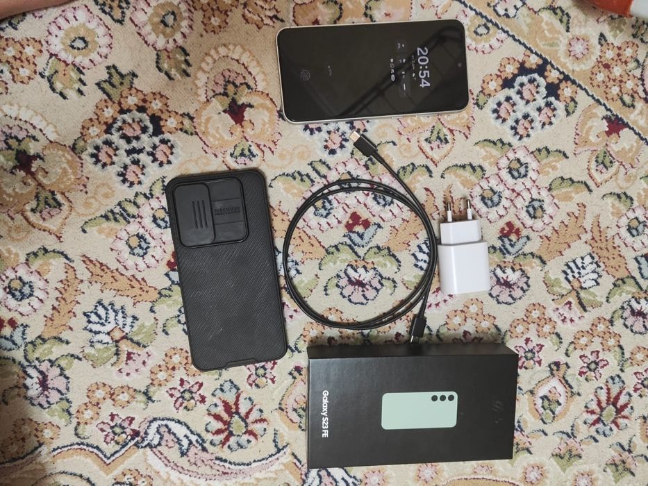 Samsung S23 FE 8/128