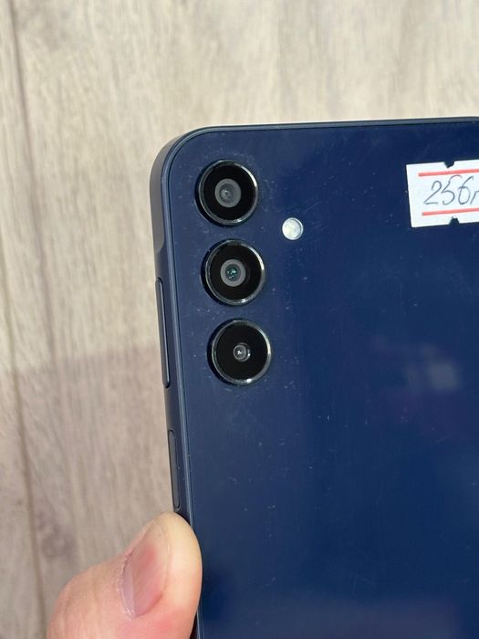 Продам Samsung А15 256г