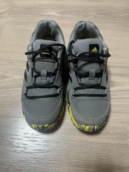 Adidas Terrex - 32 номер.