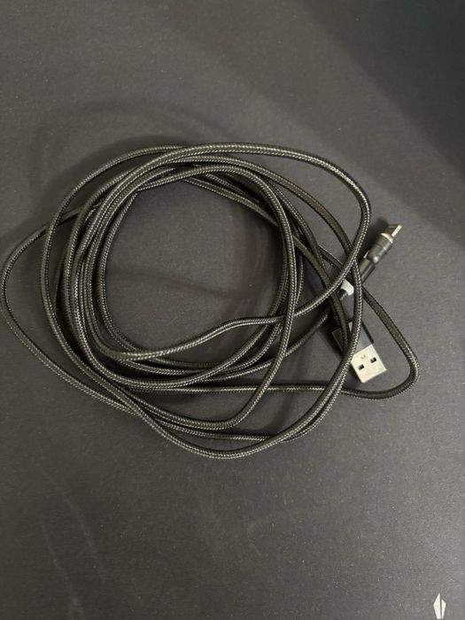 Продавам Iphone13 mini 128gb