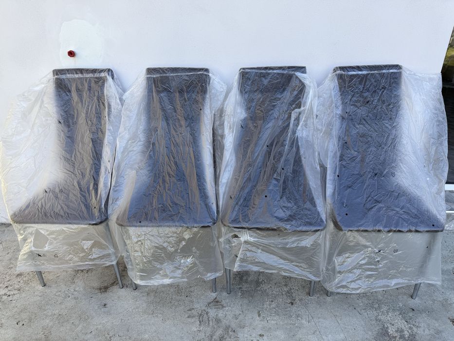 Трапезни столове