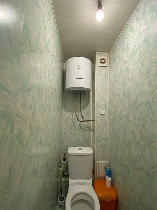 продам 2 комн кв в районе 6 школы