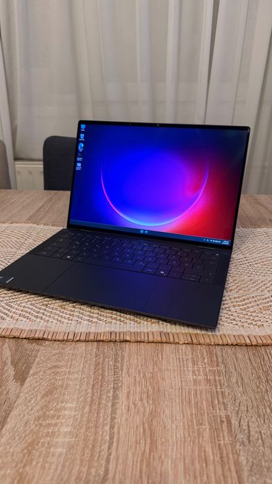 Dell Latitude 9450 Laptop ca NOU QHD+ Ultra 7,16GB DDR5 512GB, Touch