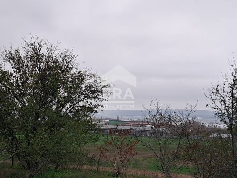 Продава се Парцел в Варна, Западна промишлена зона - 3824 кв.м за 51 €/кв.м - Снимка #9