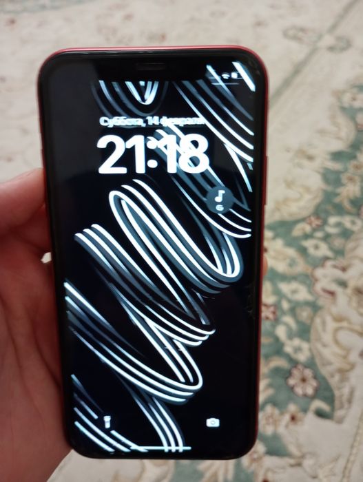 Продаю айфон 11 128 гб