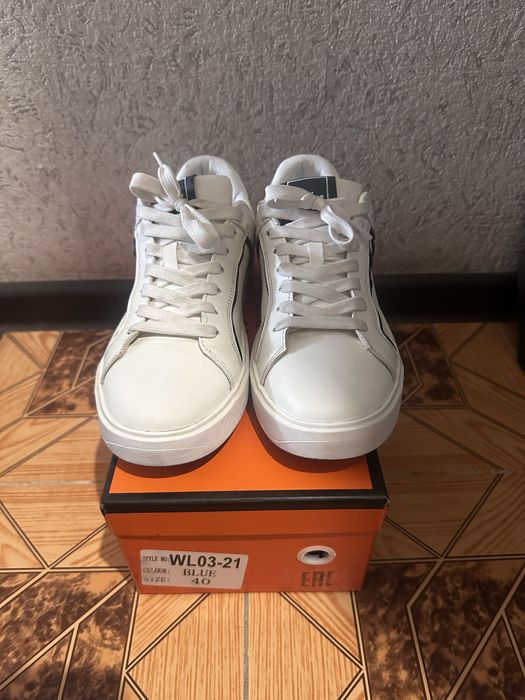 Продаю кеды Balmain