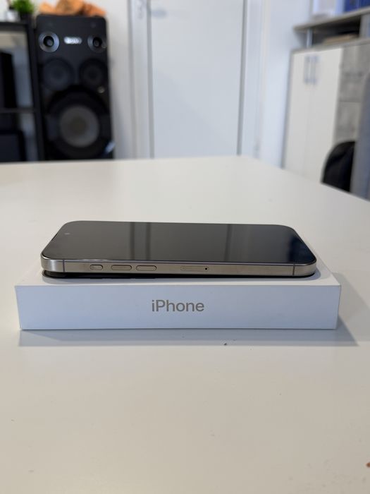 iPhone 16 Pro Max 512 GB Natural Titanium