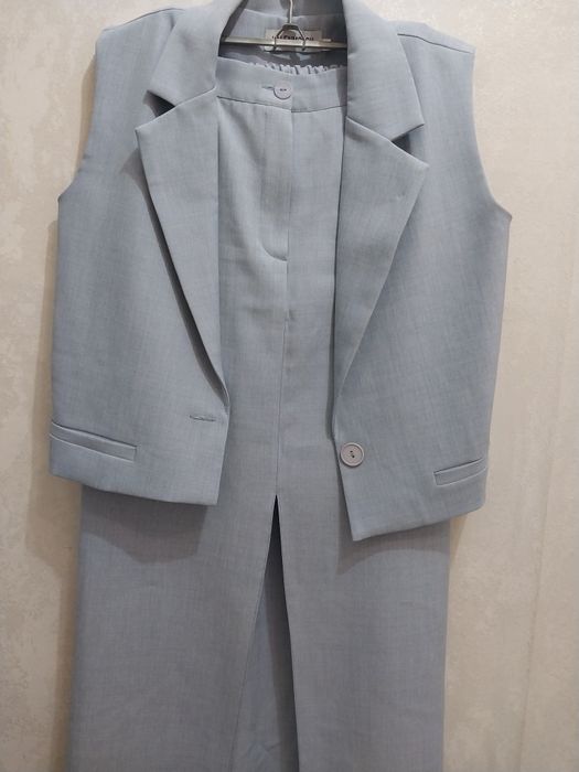 Костюм двойка...