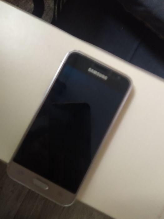 Продам телефон на запчасти!